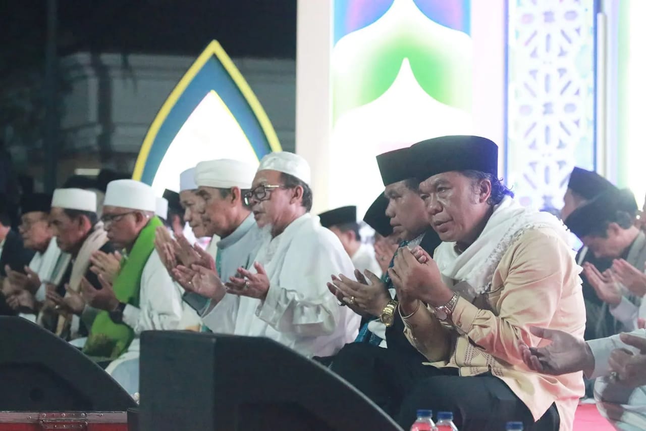Istighosah Hari Bhayangkara Ke-77, Pj Gubernur Banten Al Muktabar Ajak Tingkatkan Cinta Tanah Air*