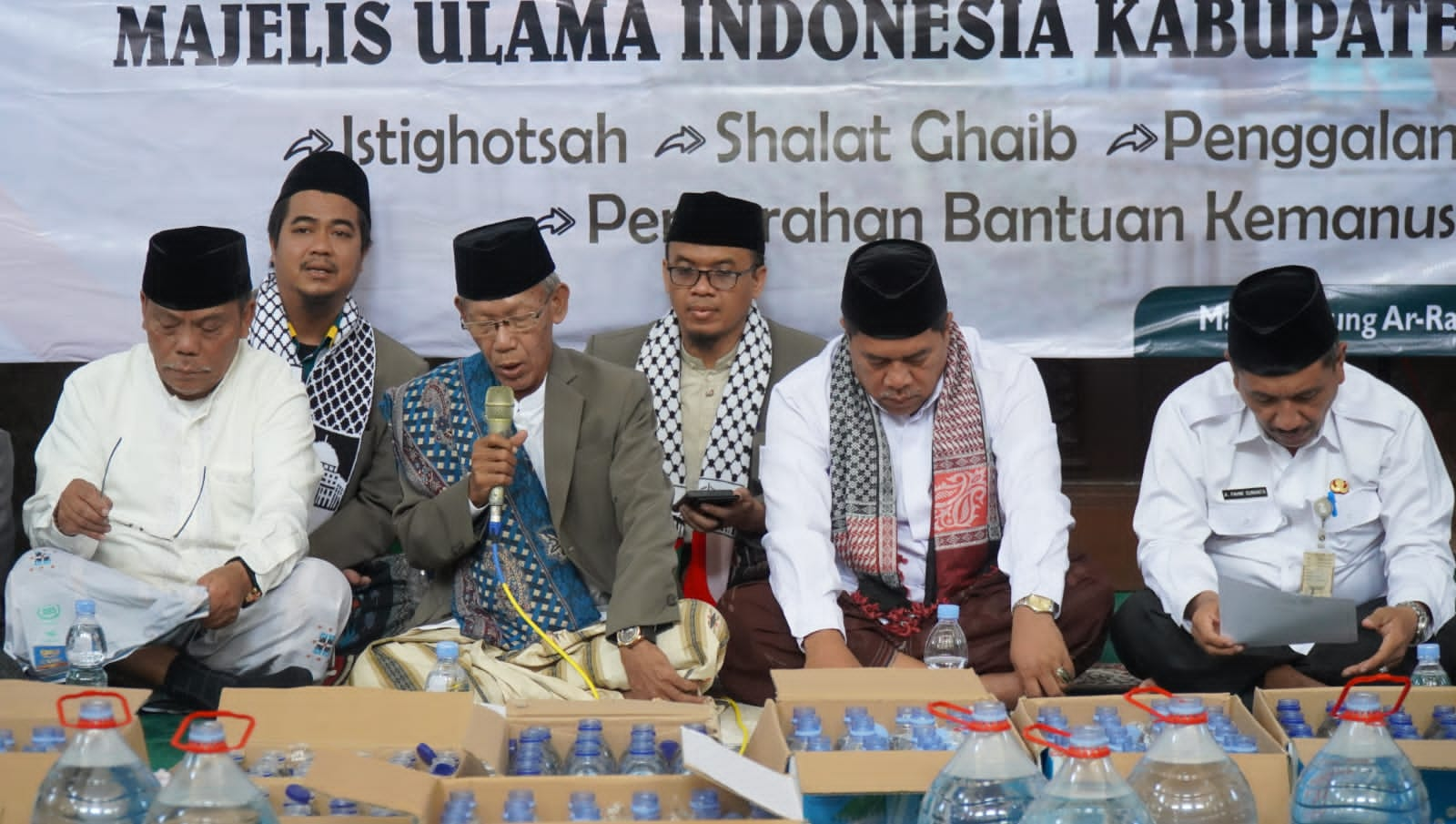 MUI Pandeglang Serahkan Bantuan Kemanusiaan Palestina Rp. 230 Juta