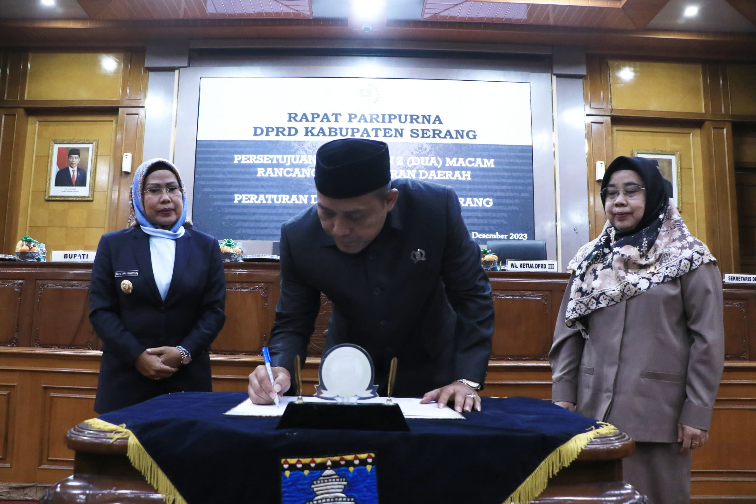 DPRD Setujui Penetapan Raperda SPBE menjadi Perda Kabupaten Serang