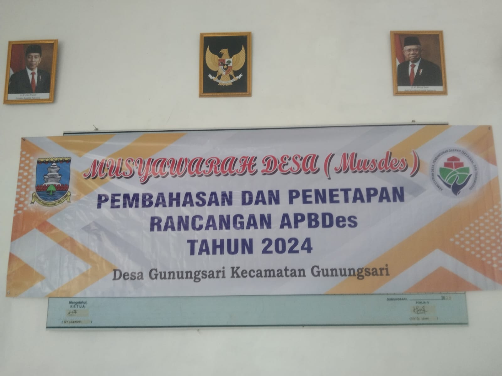 Musyawarah Desa (MUSDES) Pembahasan Dana Penetapan Rencana APBDes Pembangunan TAHUN 2024 Desa Gunungsari Kecamatan Gunungsari