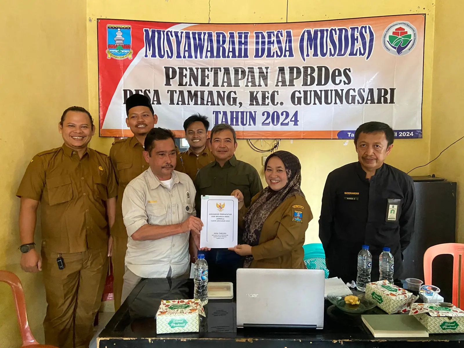 Musyawarah Desa (MUSDES) Pembahasan Dana Penetapan APBDes  Desa Tamiang Kecamatan Gunungsari TAHUN 2024.