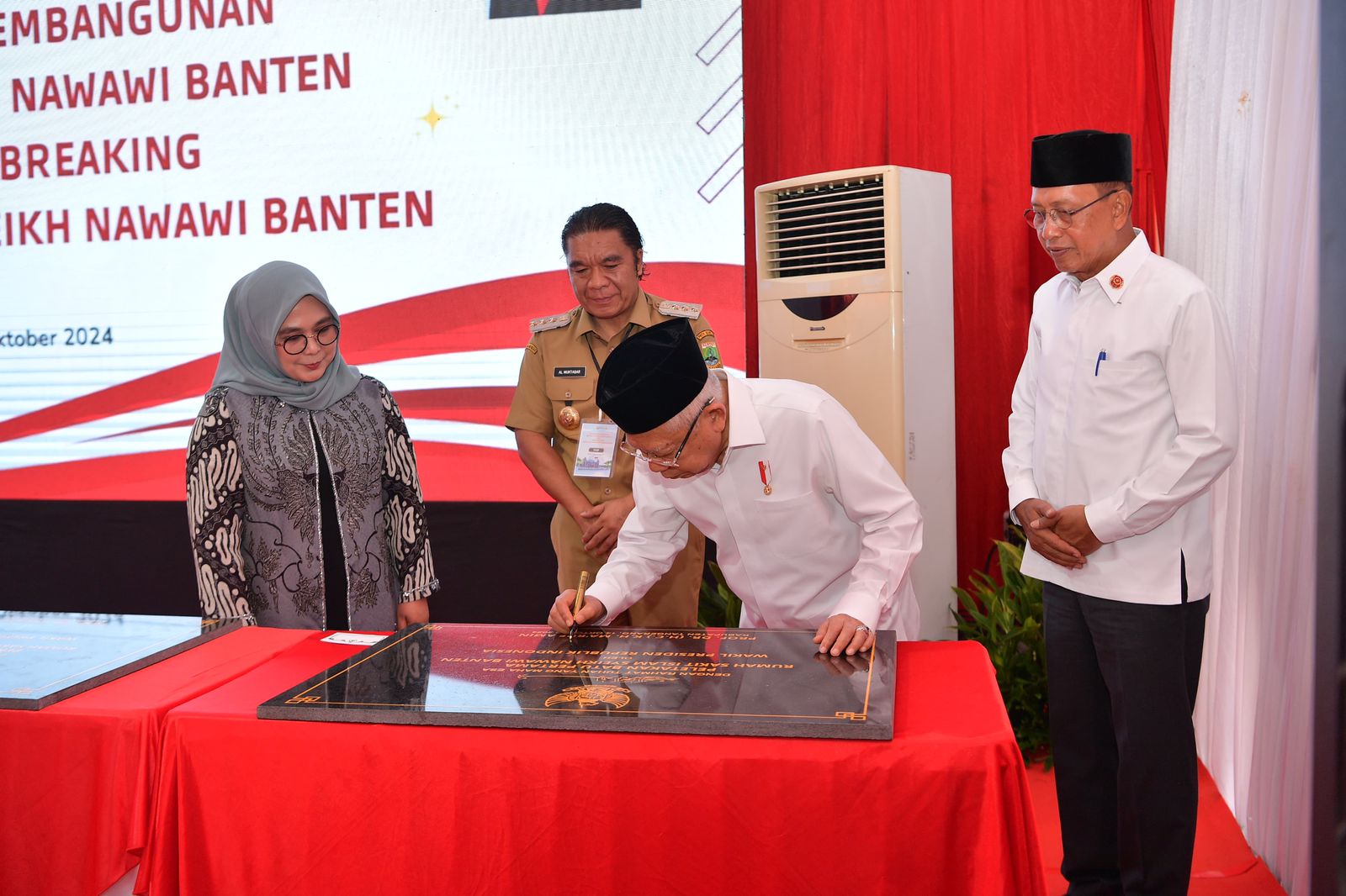 Pj Gubernur Al Muktabar Dampingi Wapres KH Ma’ruf Amin Canangkan Pembangunan Universitas Syeikh Nawawi Banten